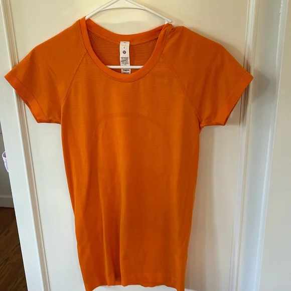 lululemon swiftly tech size 6 - Picture 1 of 3
